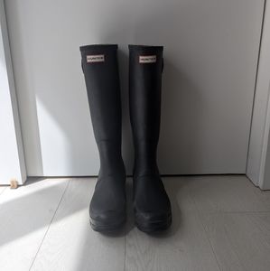 Hunter Women's Original Tall Rain Boots in Matte Black